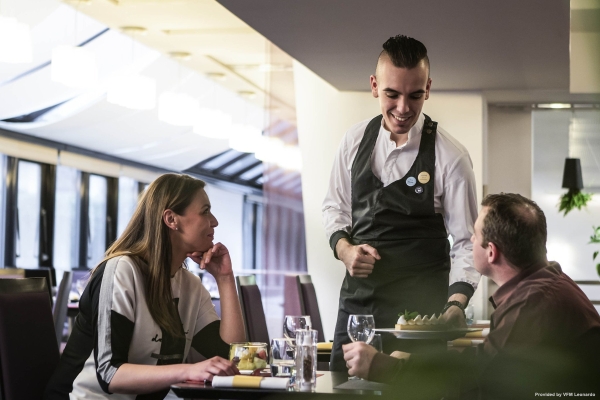 Hotel Novotel Paris Suresnes Longchamp